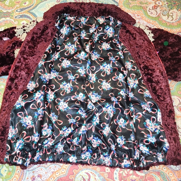 Unique Funky Crushed Velvet Dollie Decorated Zip-Up Bomber Style Jacket - Picture 12 of 13